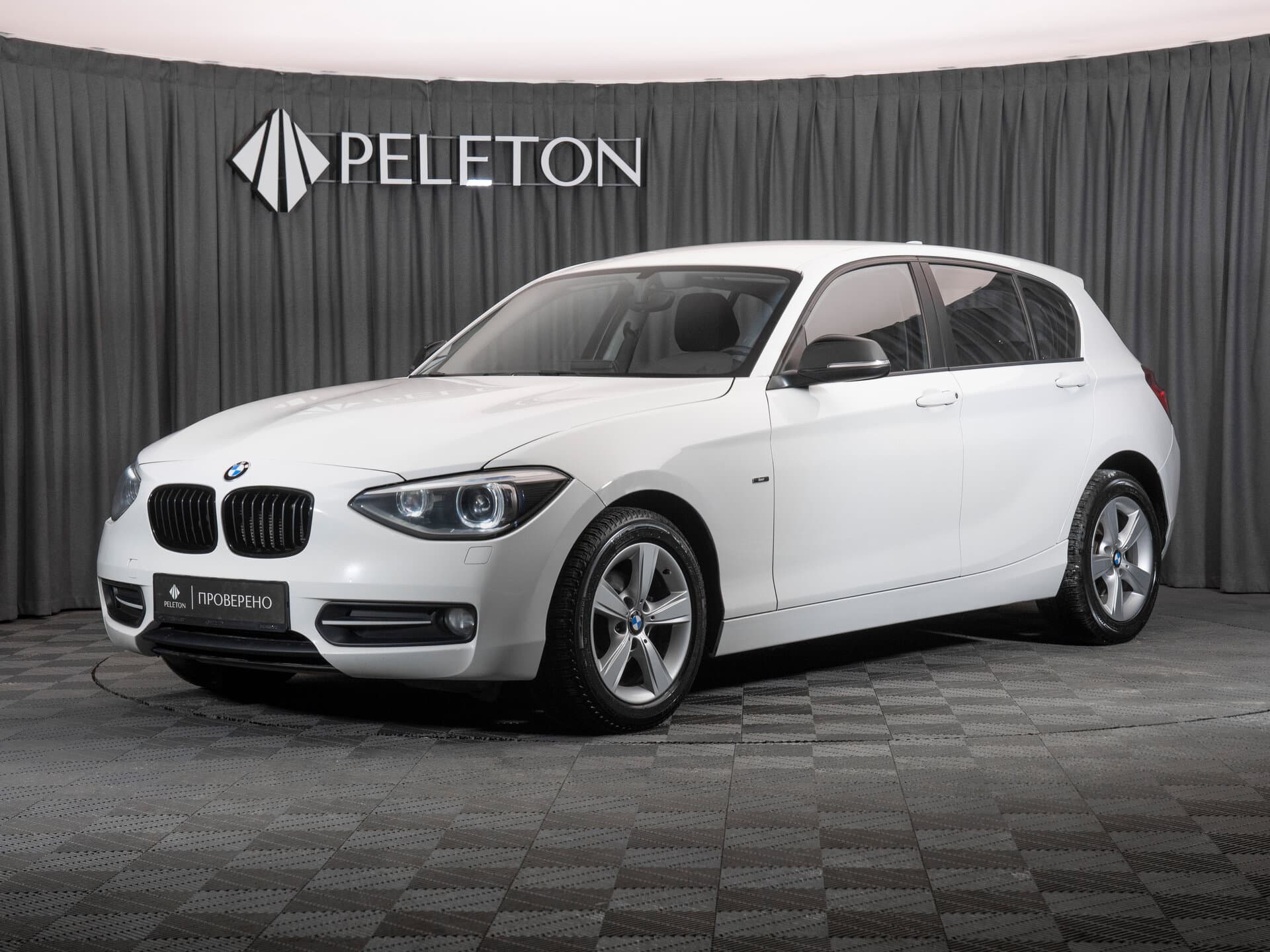 Фотография автомобиля BMW 1 серия