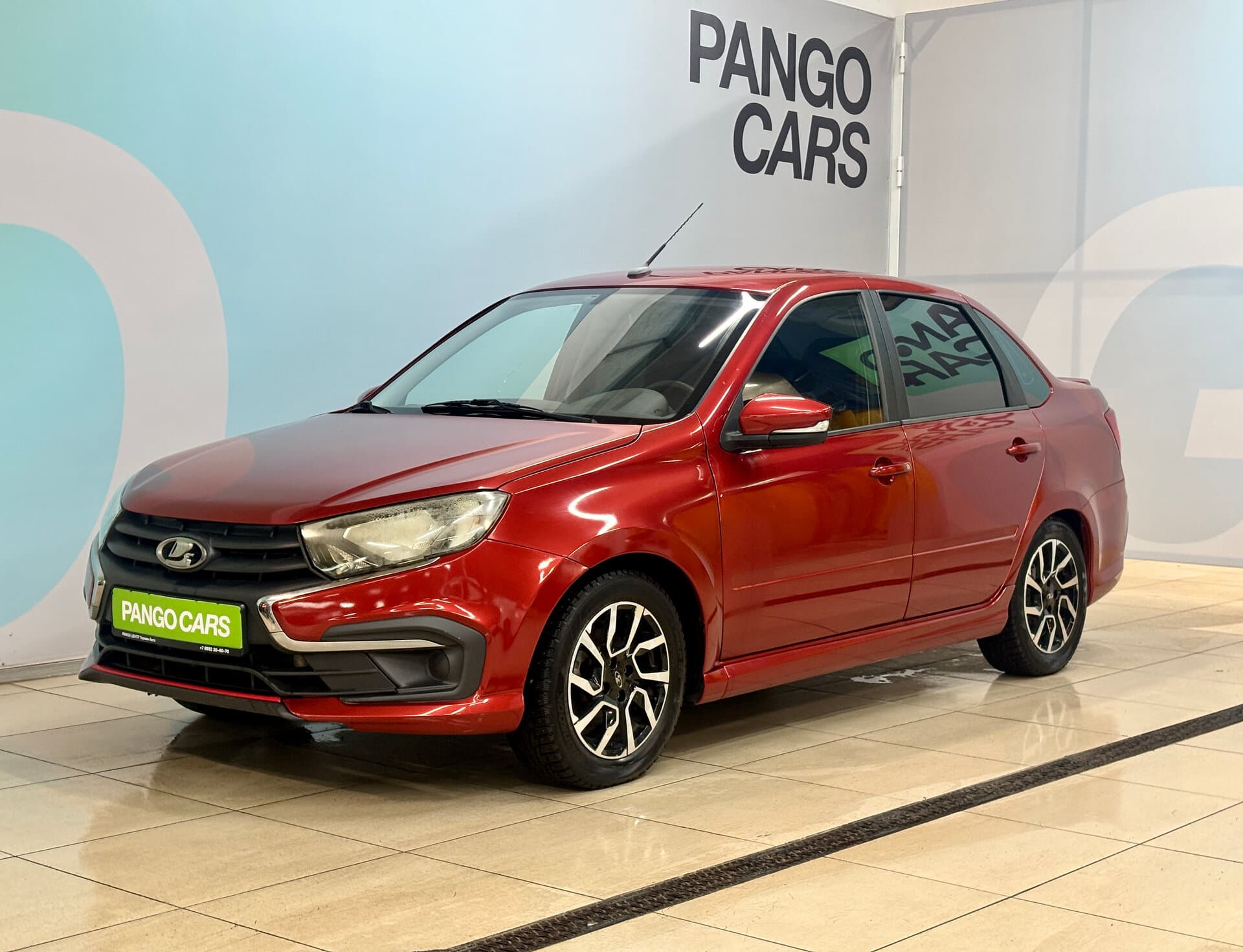 Фотография автомобиля Lada (ВАЗ) Granta