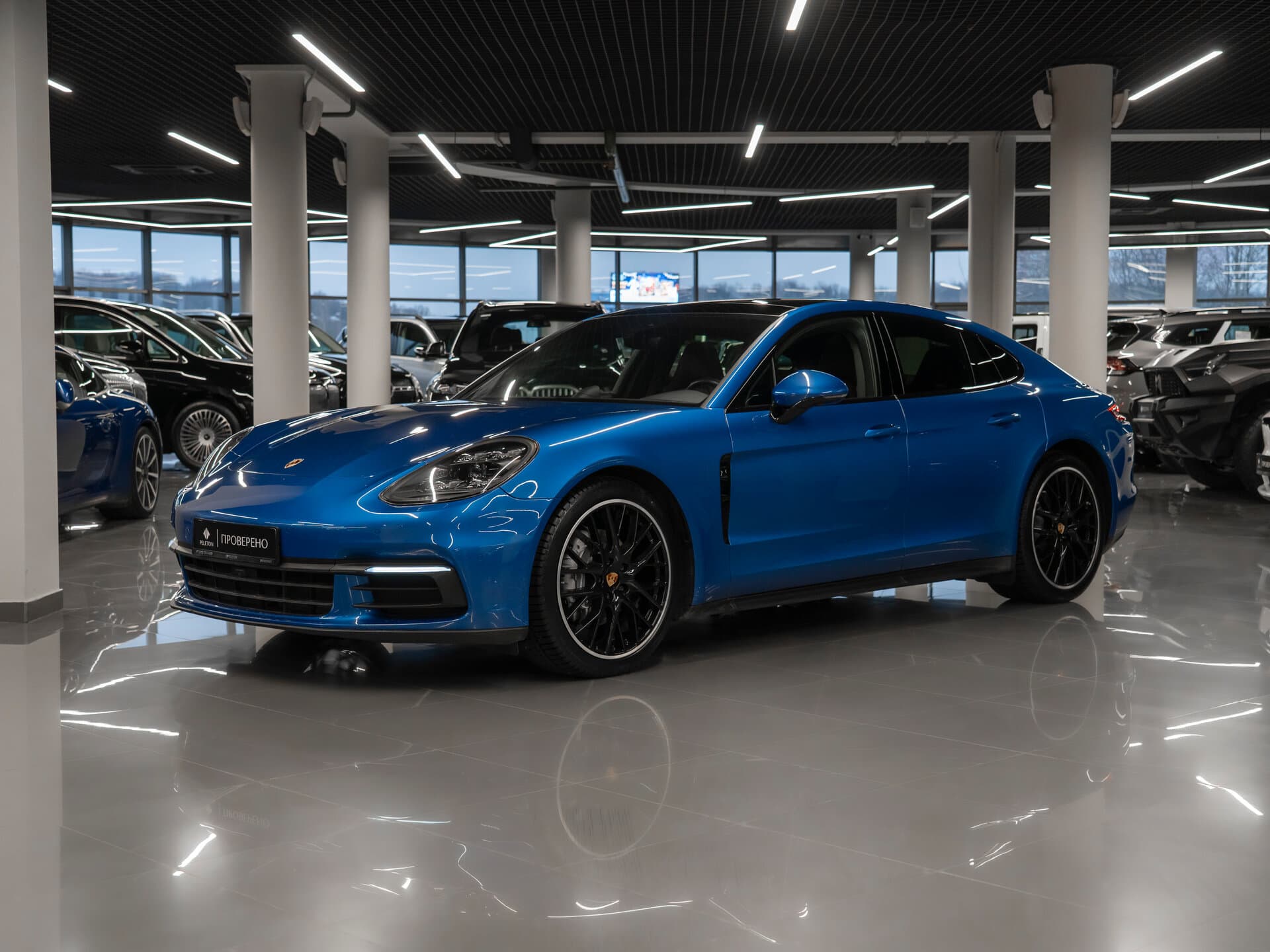 Фотография автомобиля Porsche Panamera