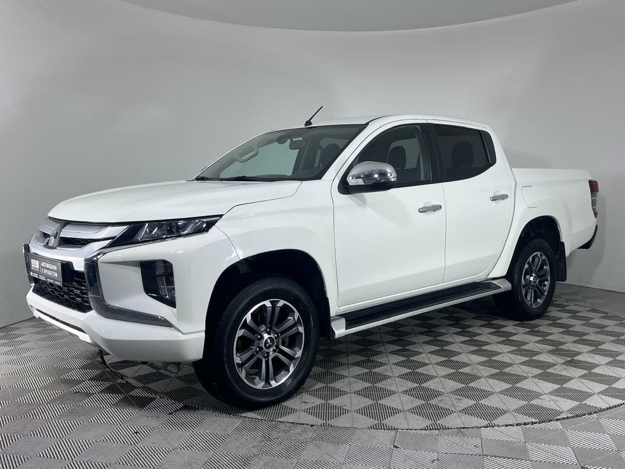 Фотография автомобиля Mitsubishi L200