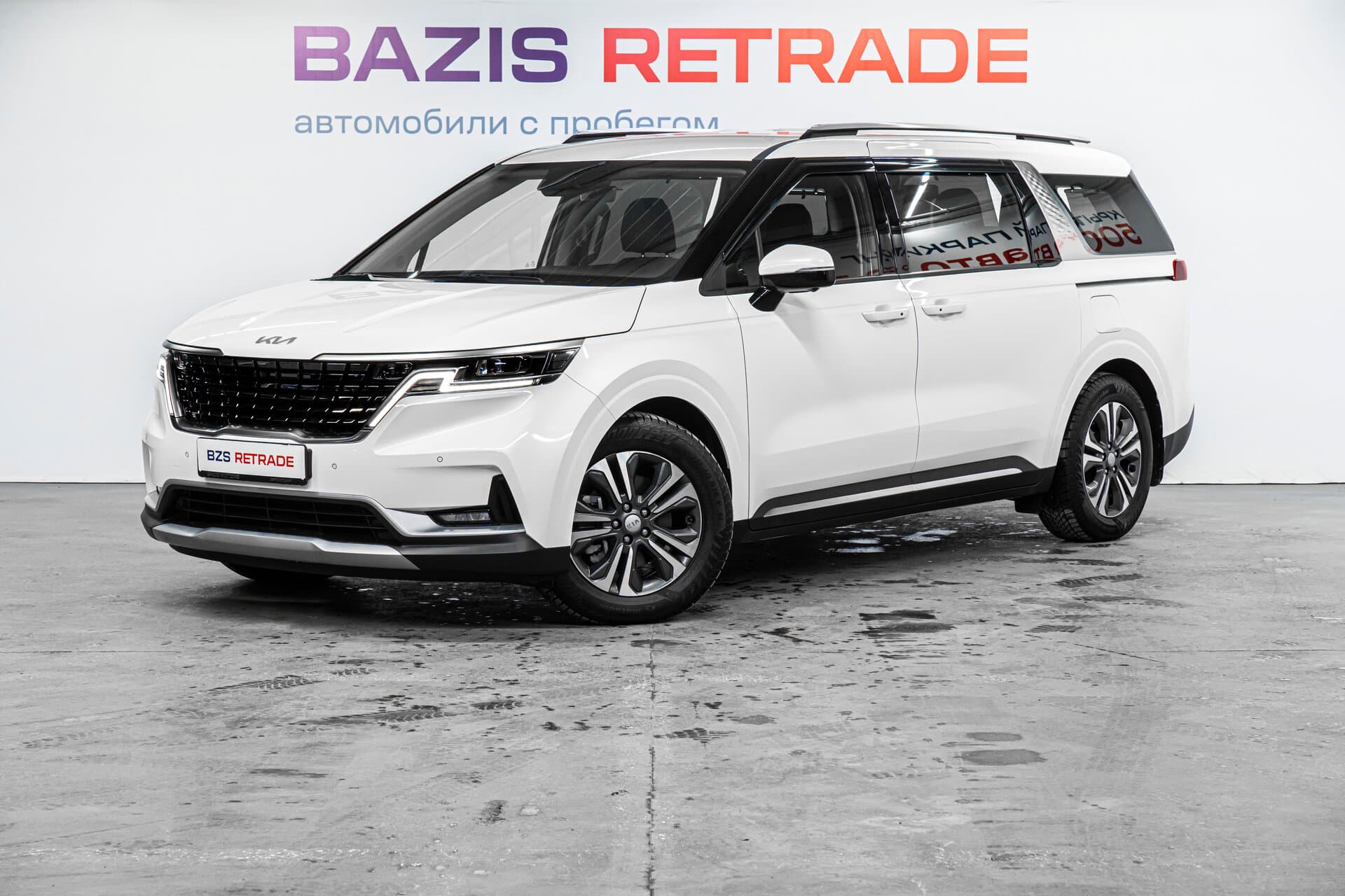 Фотография автомобиля Kia Carnival