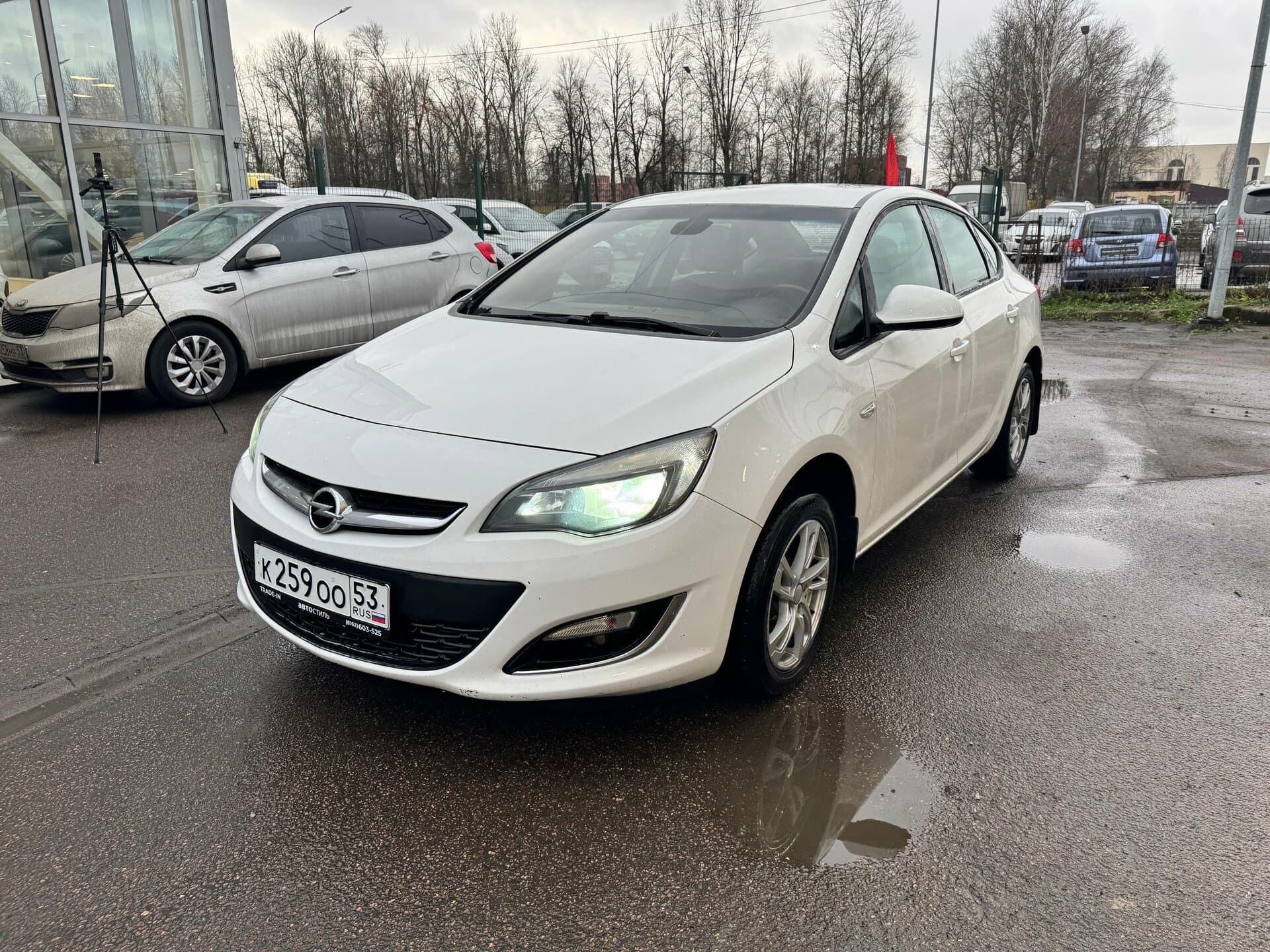 Фотография автомобиля Opel Astra