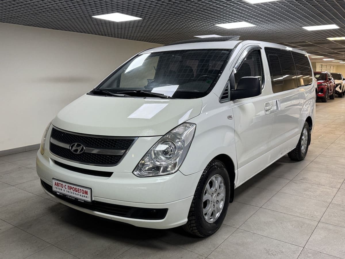 Фотография автомобиля Hyundai Grand Starex