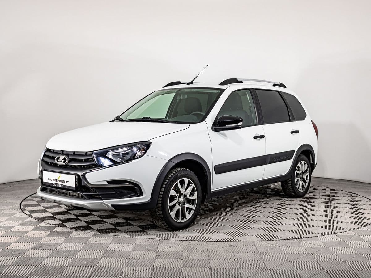 Фотография автомобиля Lada (ВАЗ) Granta