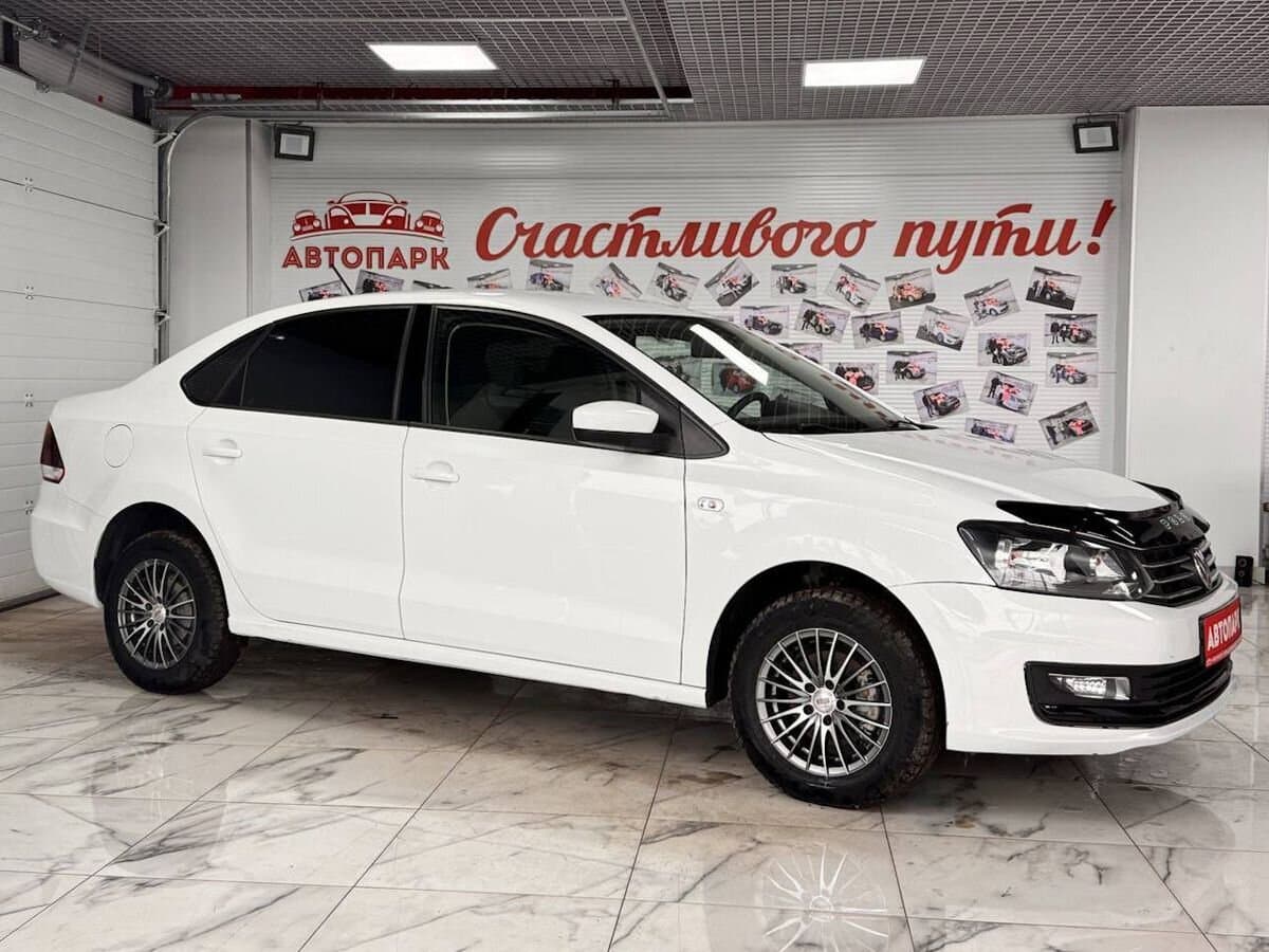 Фотография автомобиля Volkswagen Polo